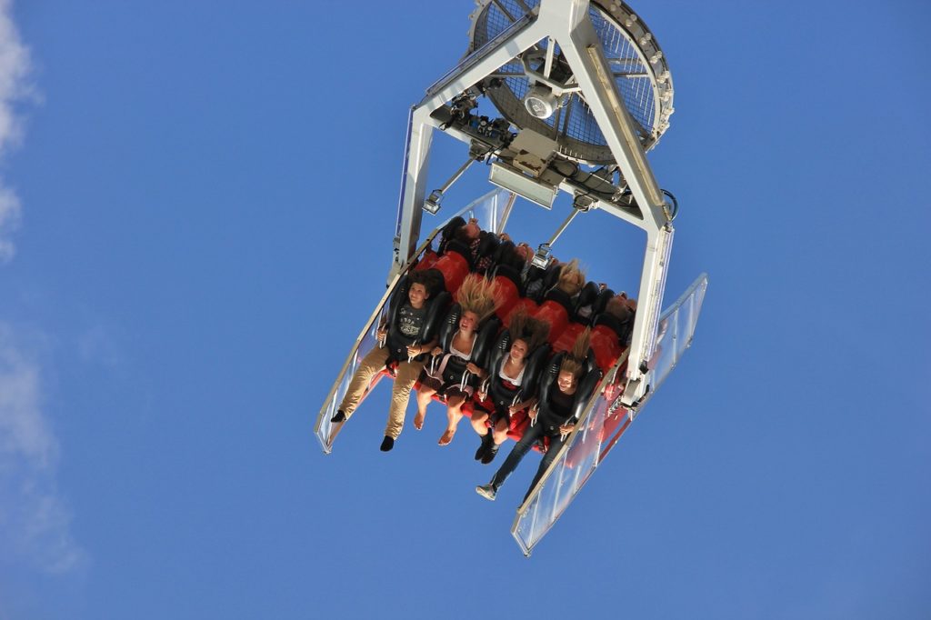 What are the benefits of fear? Some intrepid young people enjoy a rollercoaster. Photo courtesy of Pixabay. | Jennifer Margulis, Ph.D.